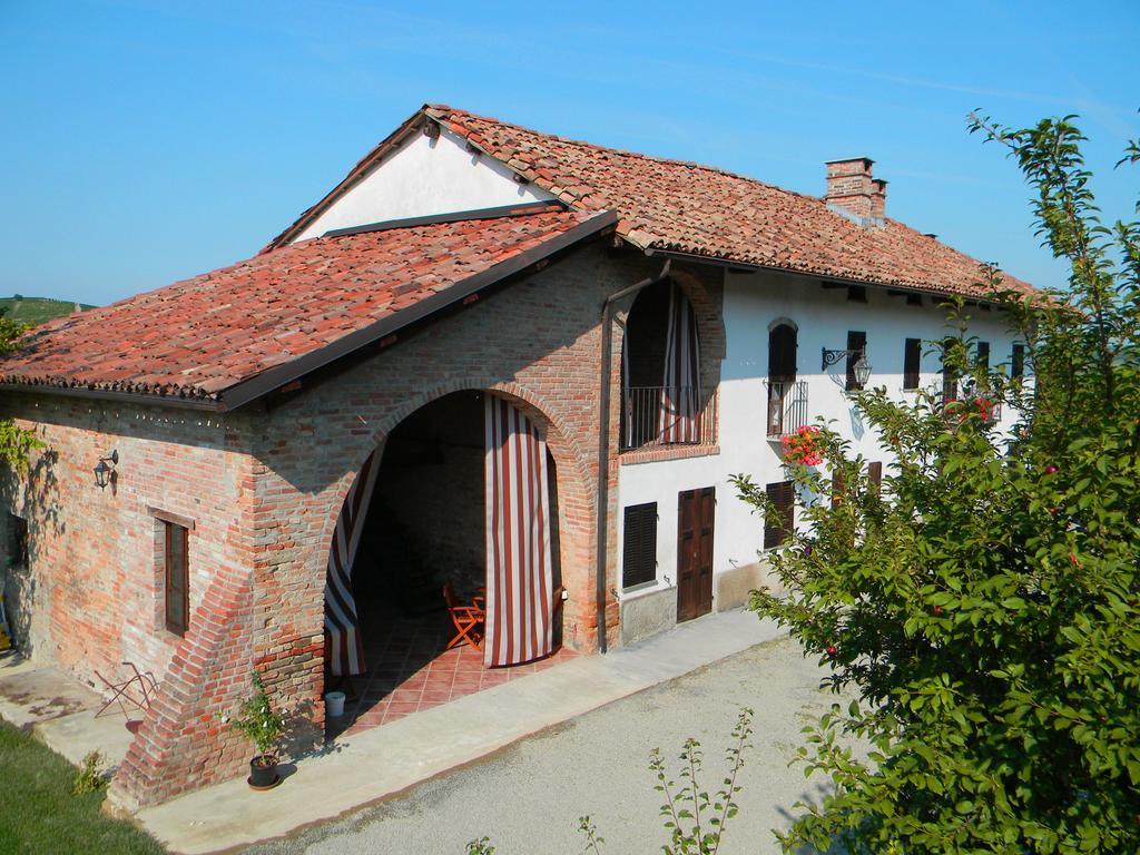 Residenza Ca D'Masseu Apartment Calamandrana Exterior photo